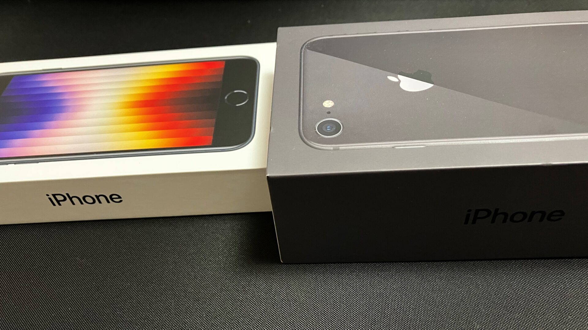 iPhoneSE3の薄い箱